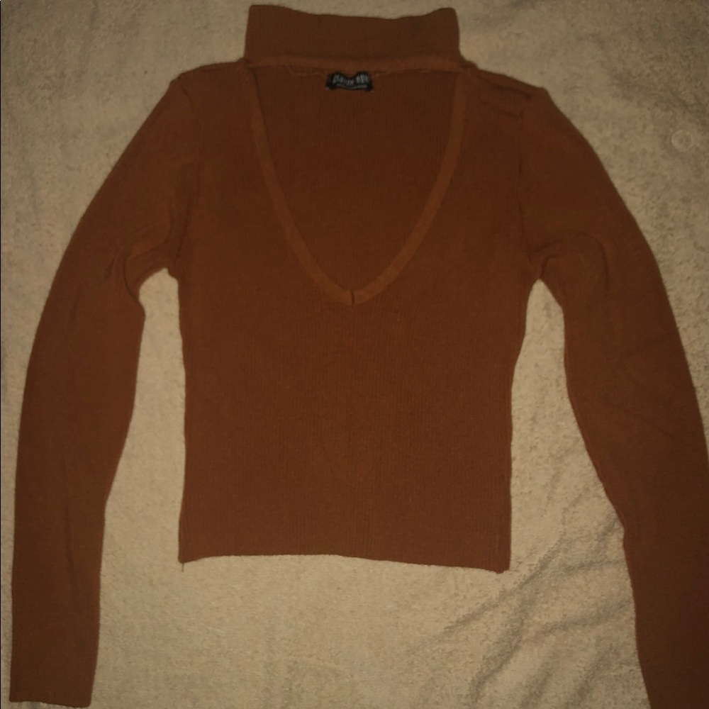 Long Sleeve V-Neck Top